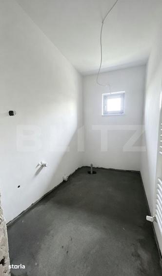 Casă cu 4 camere cu Teren 500 Mp în Central