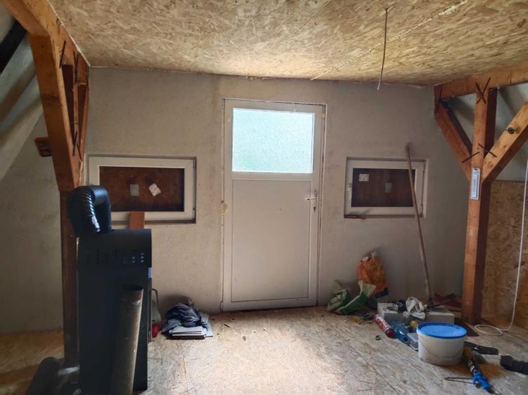 Casă cu 2 camere în Central