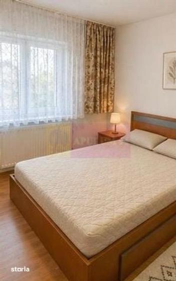 Casă cu 5 camere cu Teren 2875 Mp în Roata de Jos