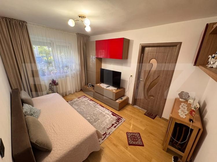 Apartament cu 2 camere semidecomandat, mobilat în Valea Rosie