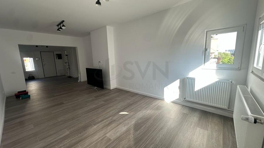 Apartament cu 4 camere decomandat în 1 Mai