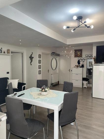 Apartament cu 3 camere decomandat în Apahida