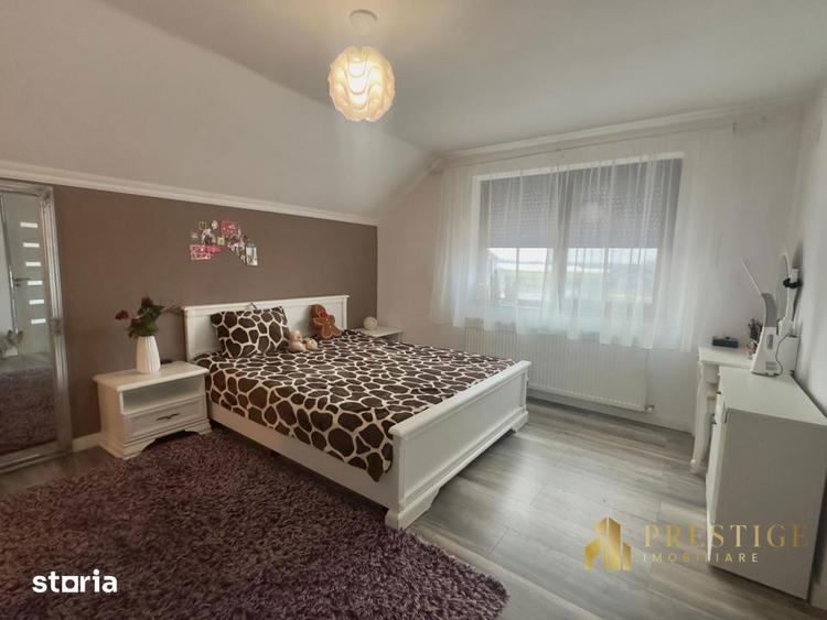 Casă cu 3 camere cu Canalizare în Oșorhei