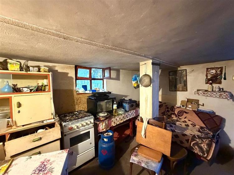Casă cu 3 camere cu Teren 904 Mp în Spitalul Județean