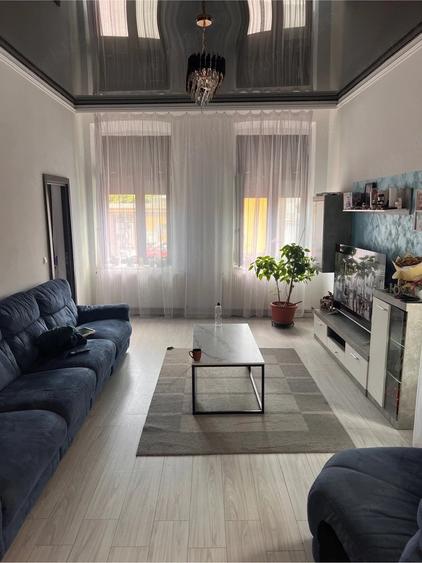 Casă cu Teren 120 Mp în Central