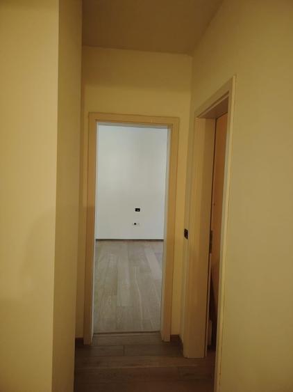 Apartament cu 3 camere decomandat în P-ța Maria