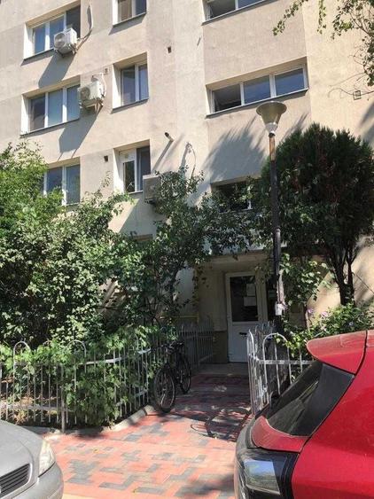 Apartament cu 3 camere decomandat în Ozana