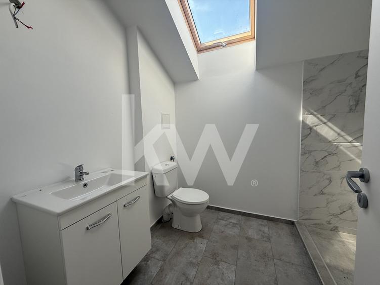 Apartament cu 2 camere semidecomandat în Stupini