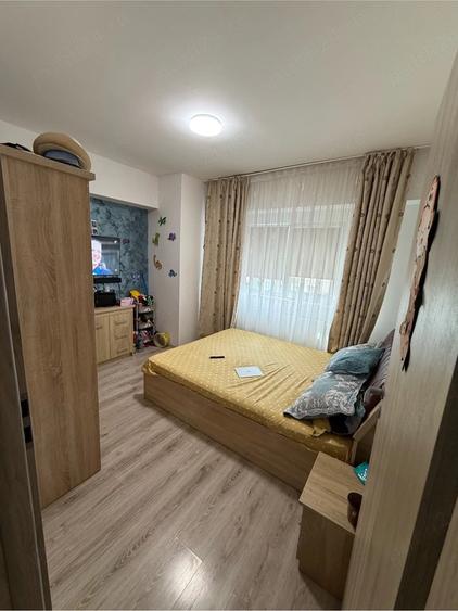 Apartament cu 2 camere semidecomandat în Exterior Vest