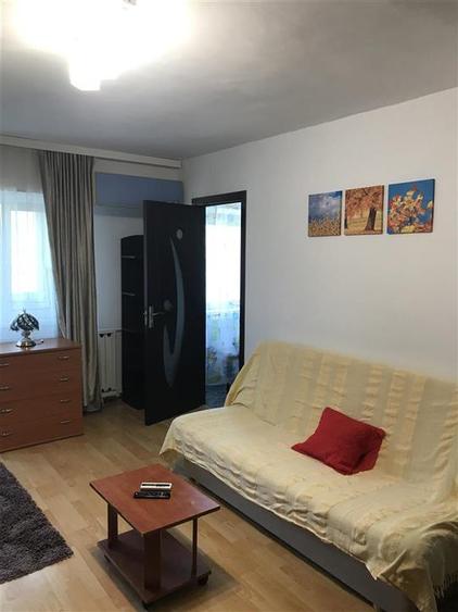 Garsonieră decomandată, mobilată în Tei
