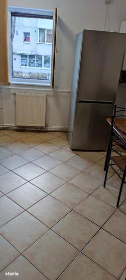 Apartament cu 3 camere în Valea Cetății
