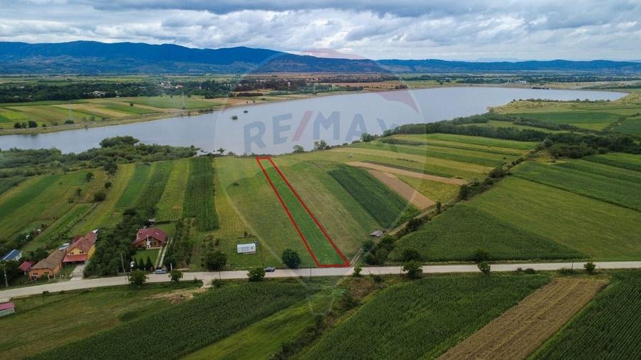 Teren agricol extravilan de 3380 mp, în Unciuc