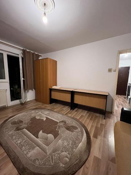 Apartament cu 2 camere decomandat în Griviței
