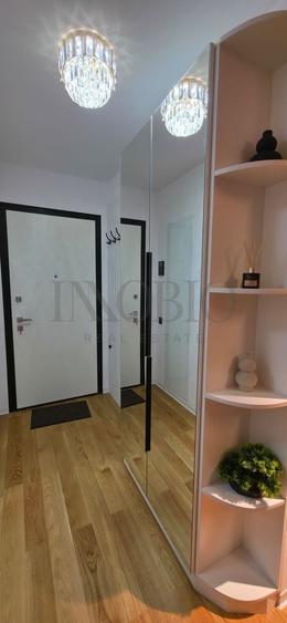 Apartament cu 2 camere semidecomandat în Barbu Văcărescu