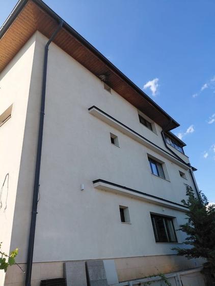 Casă cu 5 camere cu Teren 300 Mp în Jilava