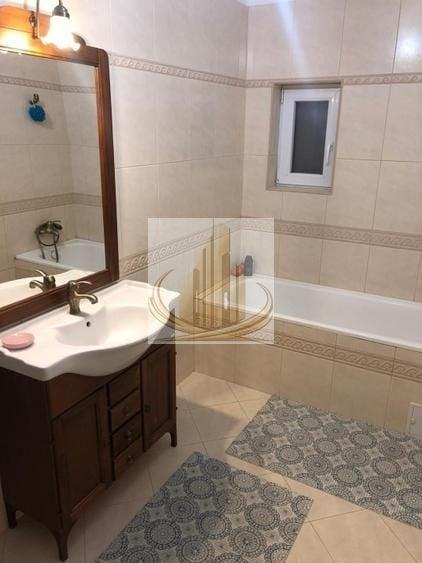 Duplex cu 4 camere cu Canalizare în Giroc
