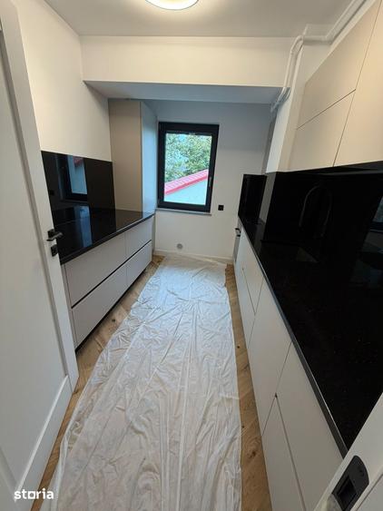 Apartament cu 3 camere în Oituz