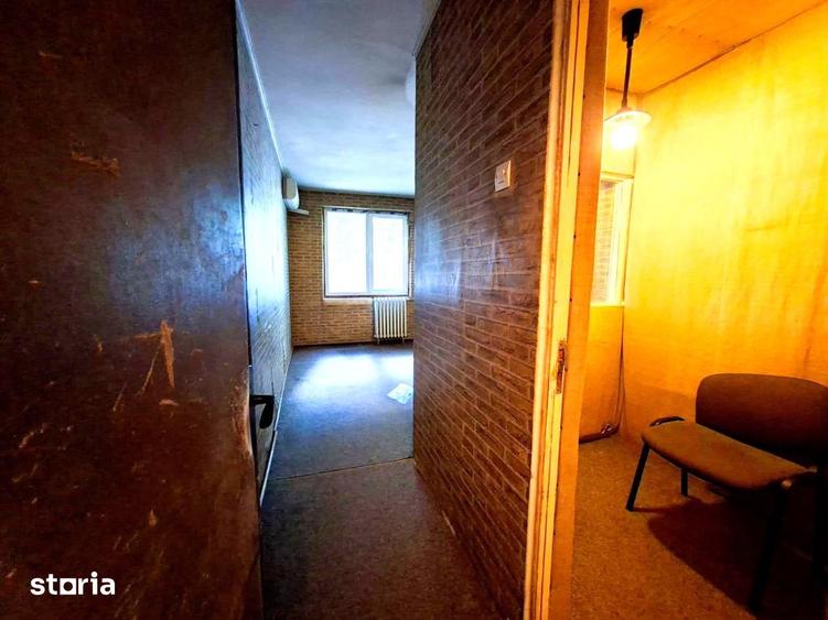 Apartament cu 4 camere în Obor