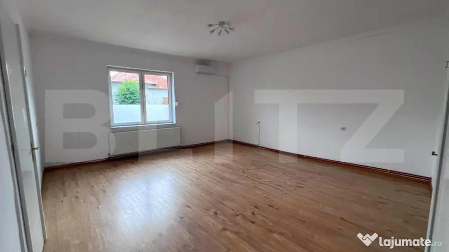 Spațiu comercial, de 180 mp, în Central