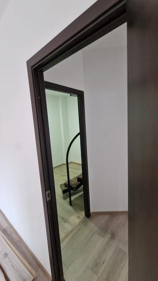 Casă cu 4 camere cu Teren 131 Mp în Gara de Nord