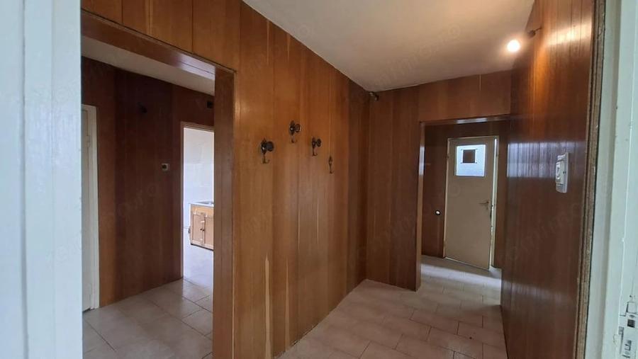 Apartament cu 4 camere decomandat în Nord
