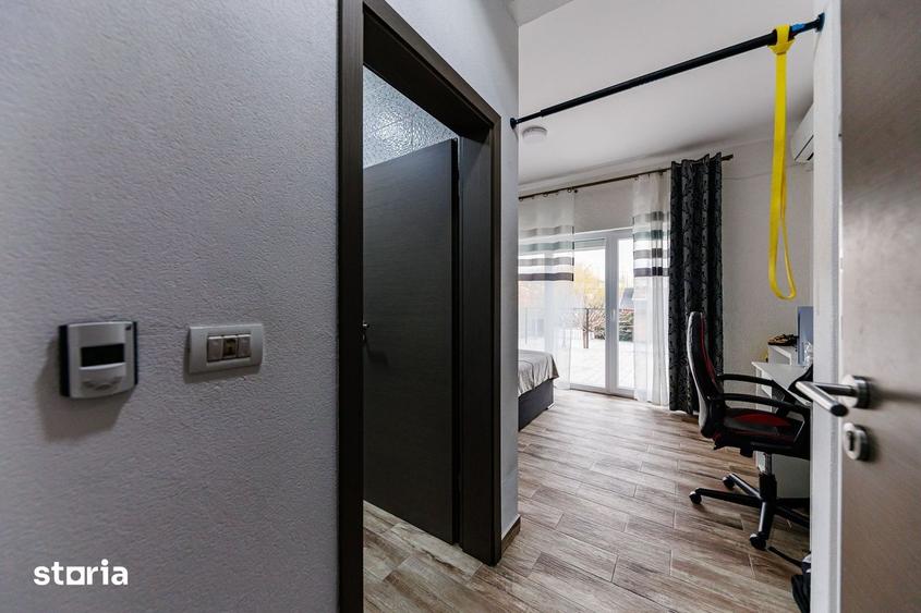 Casă cu Teren 1670 Mp în Giarmata