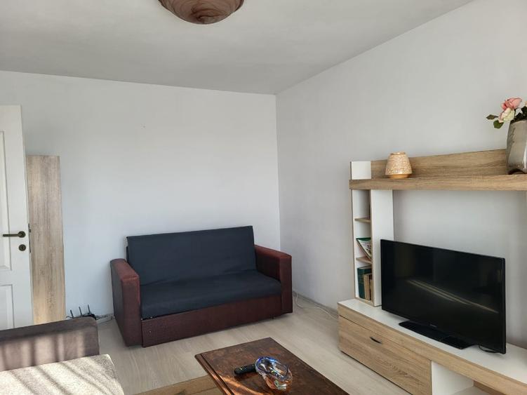 Apartament cu 3 camere decomandat în Tomis Nord