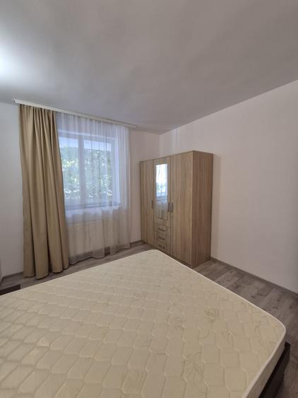 Apartament cu 2 camere decomandat în Centrul Istoric