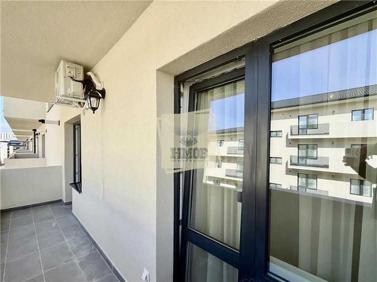 Apartament cu 3 camere decomandat, mobilat în Exterior Sud