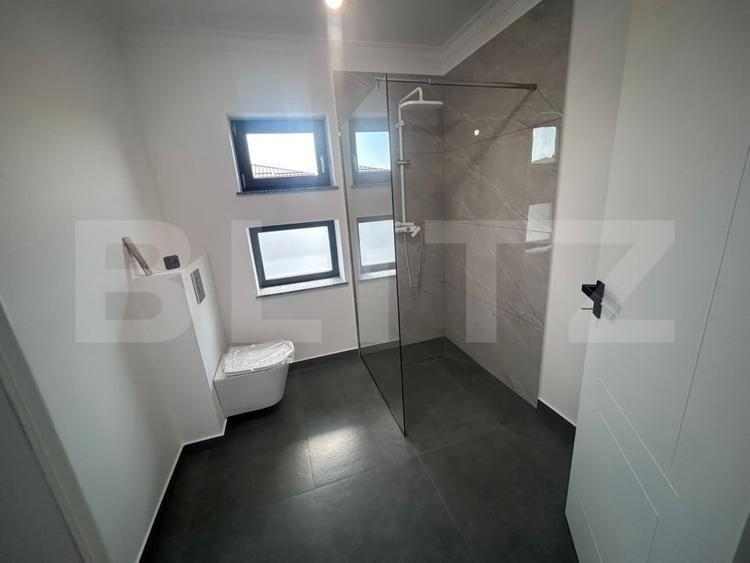 Casă individuală cu 4 camere cu Canalizare în Exterior Nord