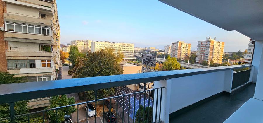 Apartament cu 3 camere decomandat în Ultracentral