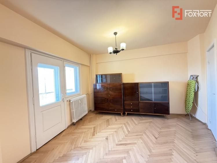 Apartament cu 3 camere decomandat în Iosefin