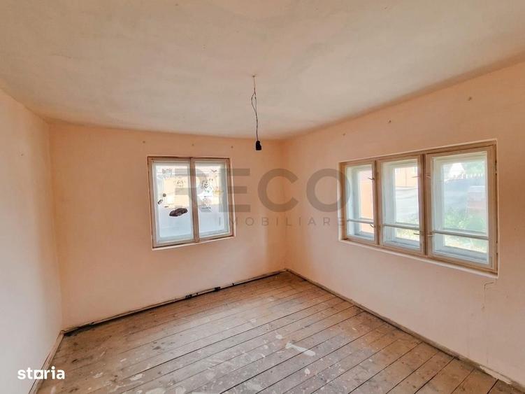 Casă cu 3 camere cu Teren 1940 Mp în Biharia