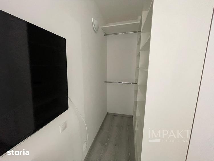 Apartament cu 3 camere semidecomandat în Borhanci