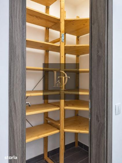 Apartament cu 3 camere decomandat în Tractorul