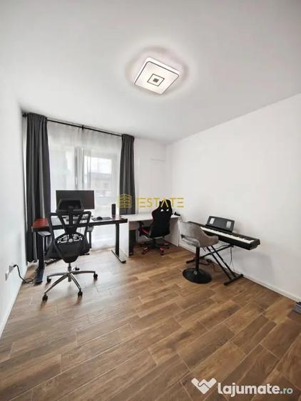 Apartament cu 3 camere decomandat în Titan