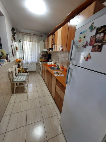 Apartament 3 camere, decomandat, 78 mp , Prelungirea Ghencea - Ghindari - 8