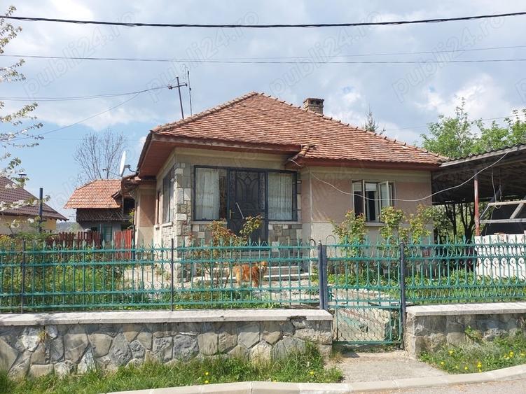Casă cu 3 camere cu Teren 1150 Mp în Breaza