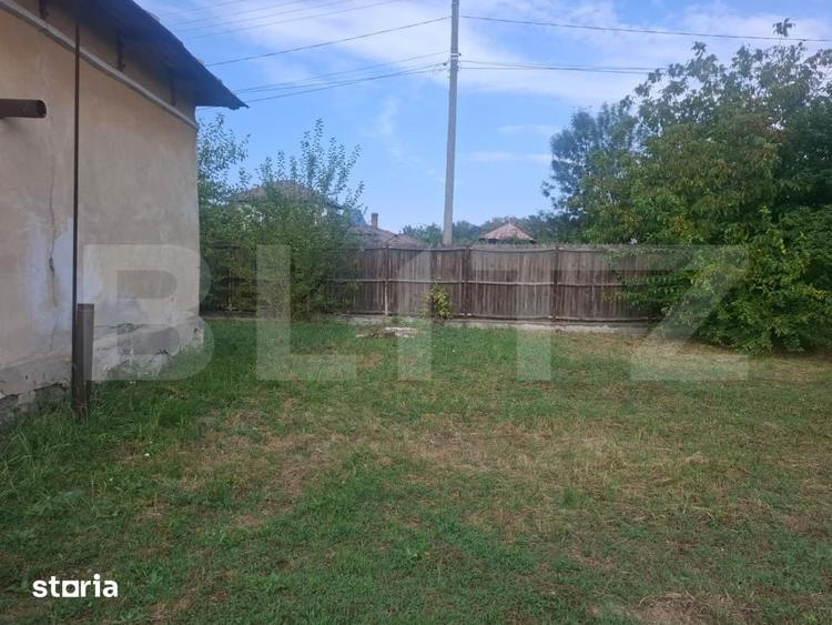 Casă cu 3 camere cu Teren 2800 Mp în Mireșu Mare