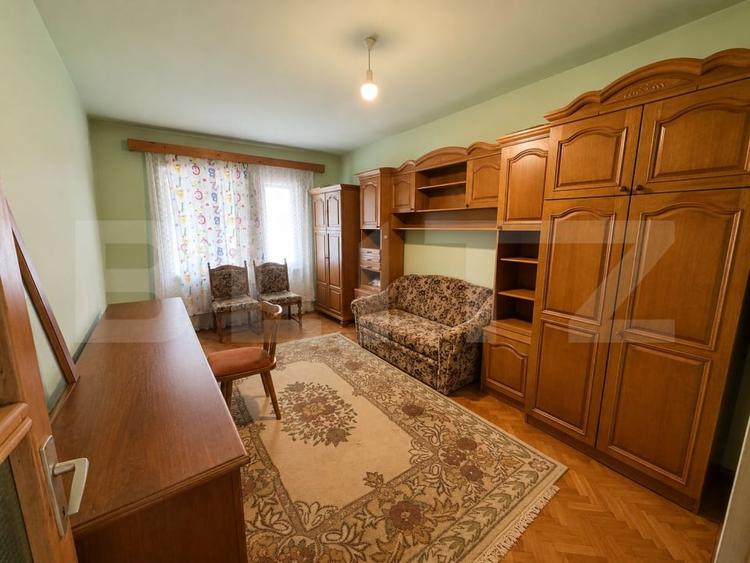 Casă individuală cu 6 camere cu Canalizare în Apahida