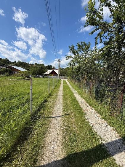 Teren Construcții intravilan de 617 mp, în Lac de Verde