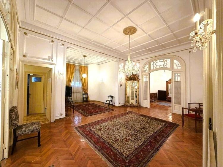 Casă cu 18 camere cu Garaj în Kiseleff