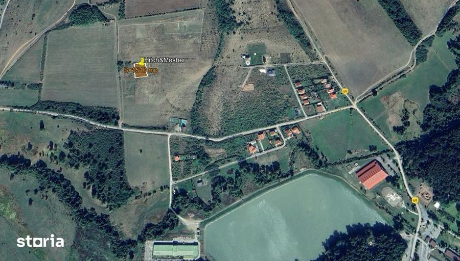 Teren de vanzare intravilan langa padure - 1