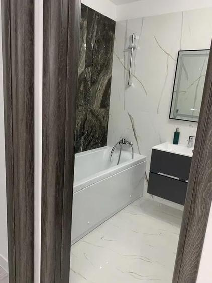 Apartament cu 2 camere decomandat în Drumul Taberei