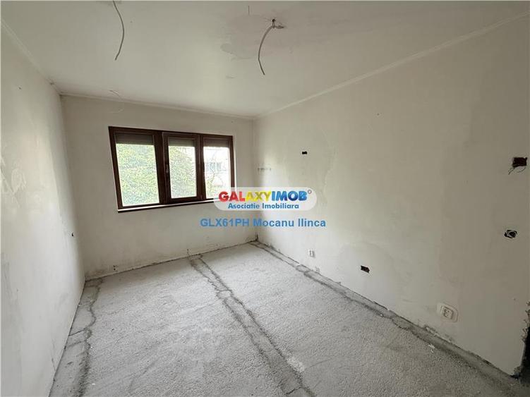 Apartament cu 4 camere decomandat în Vest