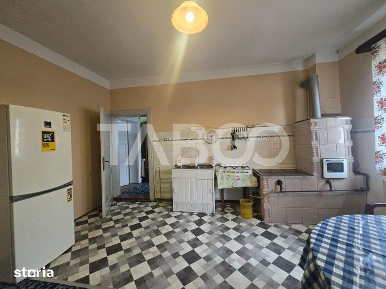 Casa de inchiriat 4 camere si garaj Trei Stejari Sibiu - 2