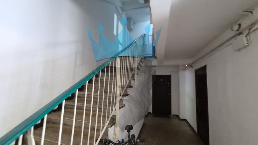 Garsonieră decomandată, mobilată în Berceni