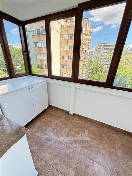 Apartament 3 camere, 75 mp, 2 băi, 2 balcoane, CT, 3 AC, boxă 9 mp  - 10