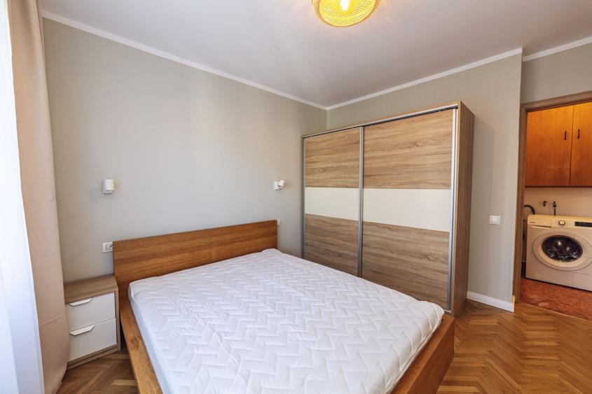 Apartament cu 3 camere decomandat, mobilat în Militari