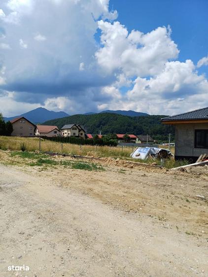 Teren de 800 mp, în Bunloc